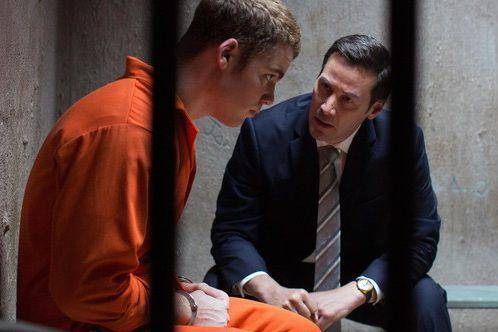 Gabriel Basso dan Keanu Reeves dalam film The Whole Truth. (dok. Lionsgate/The Whole Truth)