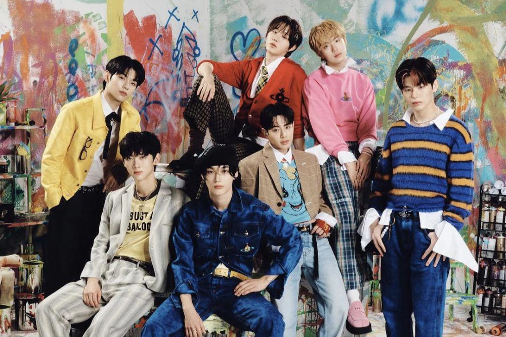 Makna 6 Lagu EVNNE di Mini Album HOT MESS, Ceritakan Cinta dan Impian