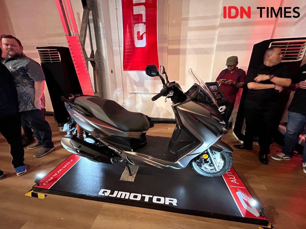 QJMotor Tawarkan Promo Menarik di Jakarta Lebaran Fair 2025
