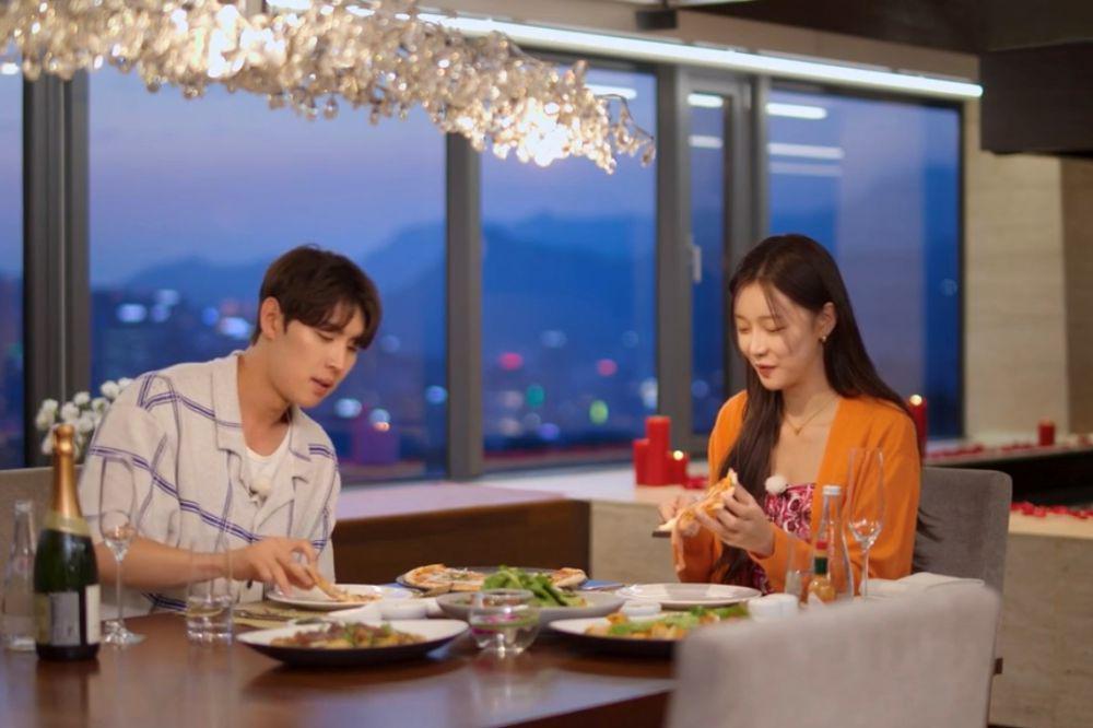 10 Sikap Romantis Kim Jeong Su pada Lee Si An di Single's Inferno 4