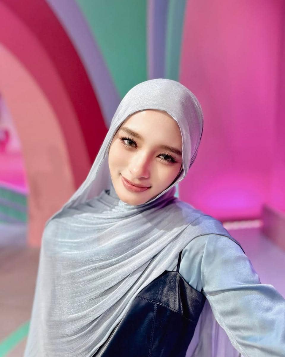 Gaya make up ala Inara Rusli (instagram.com/mommy_starla)