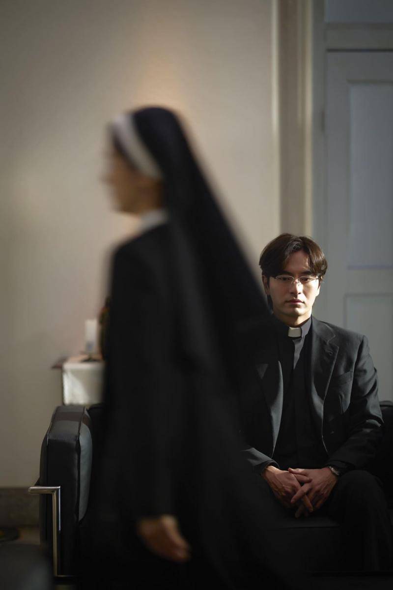 Still cut film Korea Dark Nuns (dok. Next Entertainment World/Dark Nuns)