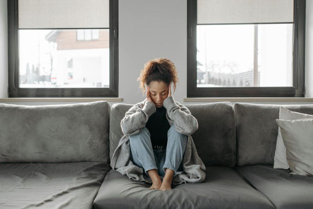 5 Tips Menghilangkan Anxiety Saat Menunggu Kabar Penting, Wajib Tahu!