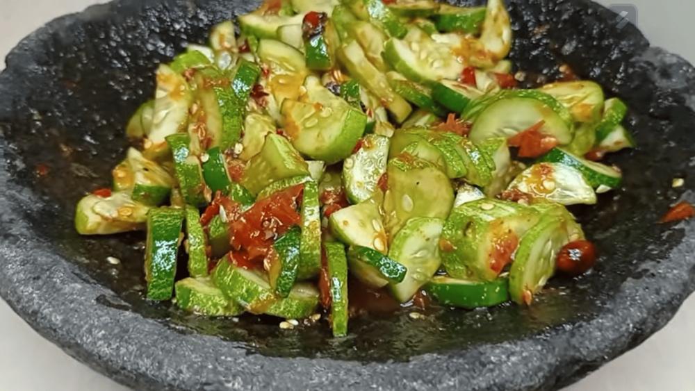 Resep Reuceuh Bonteng Khas Sunda yang Manis, Pedas, dan Segar!