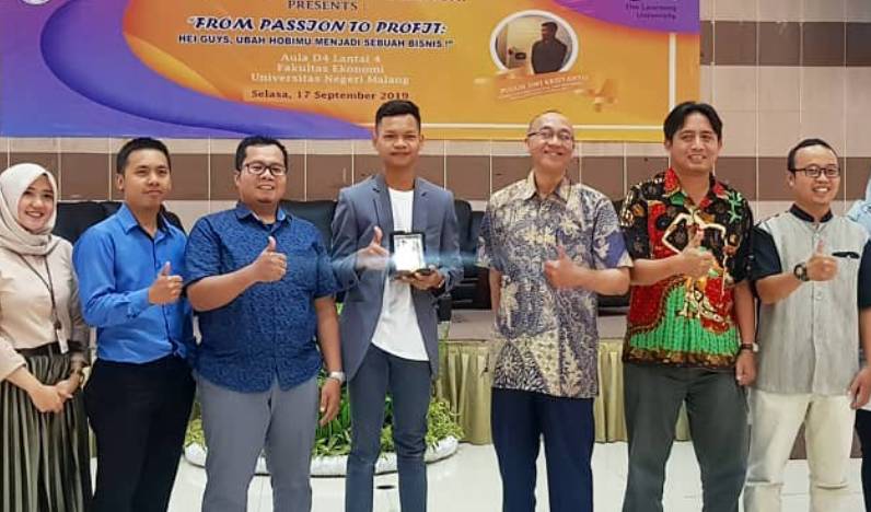 Puguh Pemilik toko kue kering yang kini menjadi peserta MasterChef Indonesia (Instagram.com/kristanto_pd)