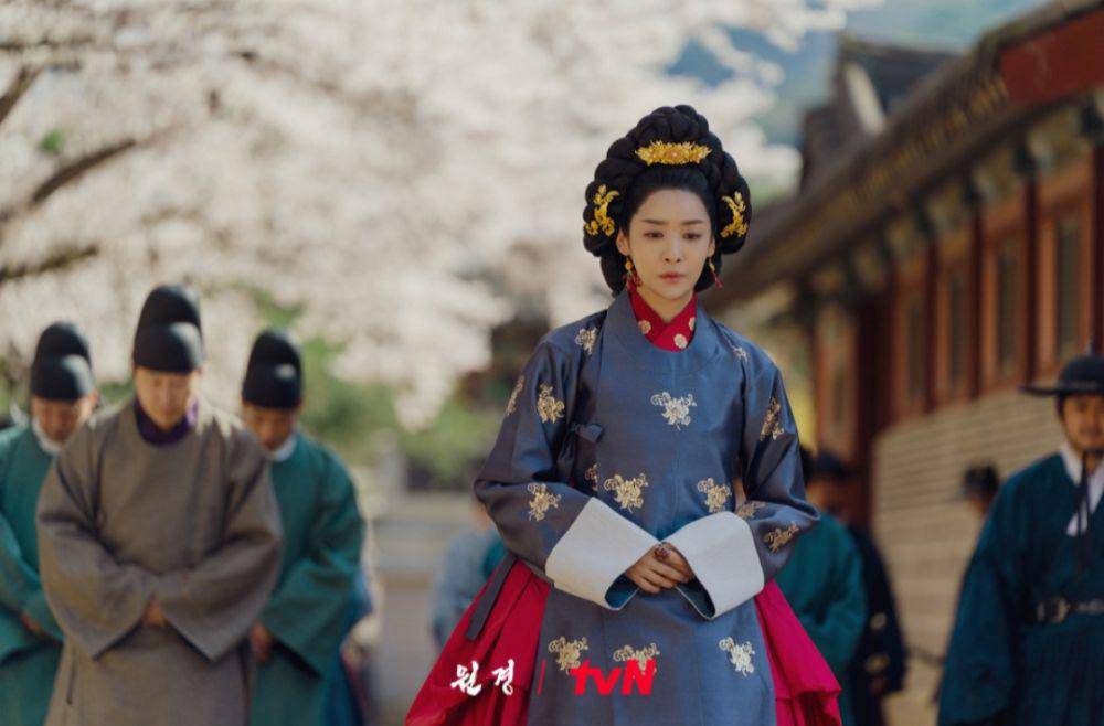Cuplikan drakor The Queen Who Crowns (dok.tvN/The Queen Who Crowns)