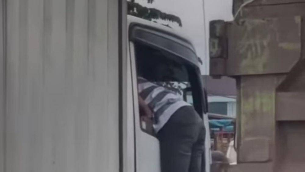 Rekaman praktik pemalakan/pungli di kawasan Simpang Empat Macan Lindungan (Dok: Jatanras Polda Sumsel)