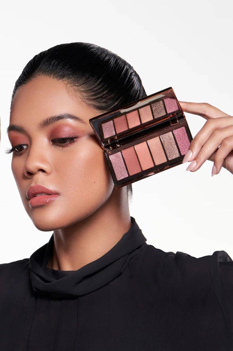Buttonscarves x Marlene Hariman Eyedmire Eyeshadow Palette (buttonscarves.com)