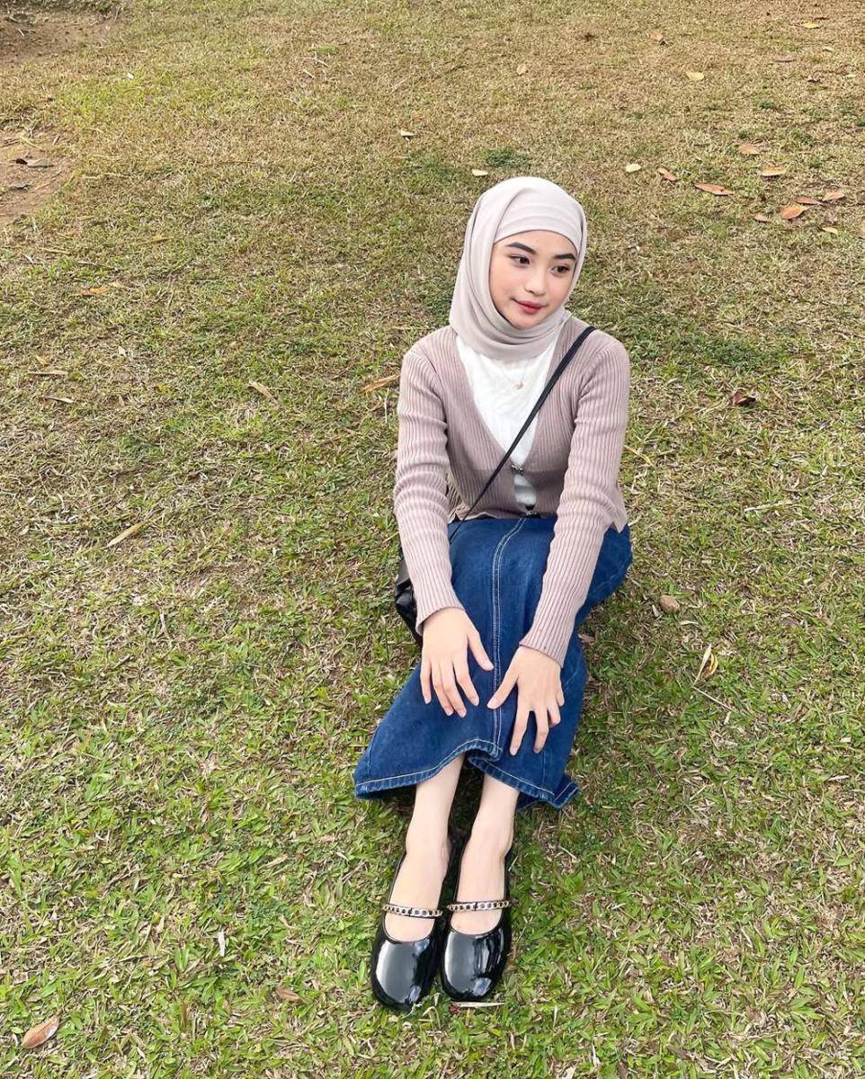 Tania Dewi Nur Azmi (instagram.com/taniaaa.dn)