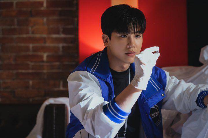 cuplikan Park Hyung Sik di Happiness (dok. TVN/Happiness)