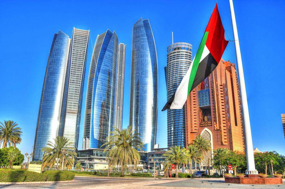 Abu Dhabi (https://pixabay.com/users/danor-23890375/)