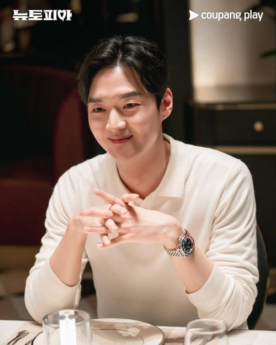 Seo Jin Wook di drama Newtopia diperankan oleh Kang Young Seok (instagram.com/coupangplay)