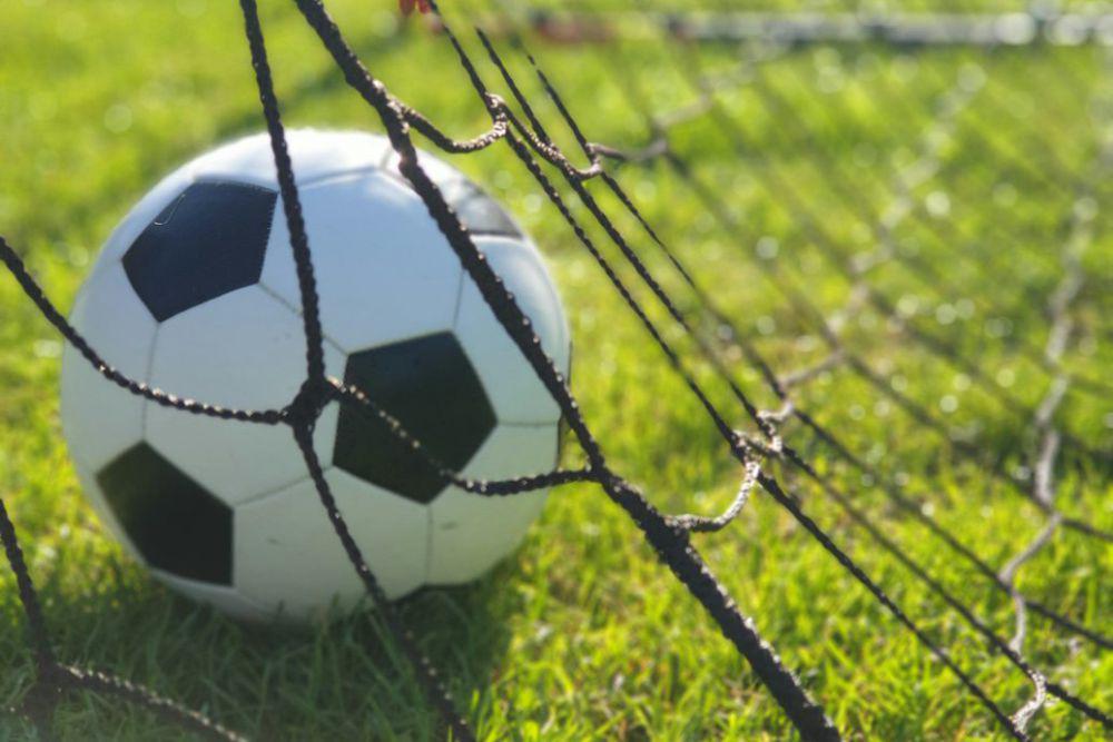 Persibo Bojonegoro Bantai Persewar Waropen di Laga Penentu
