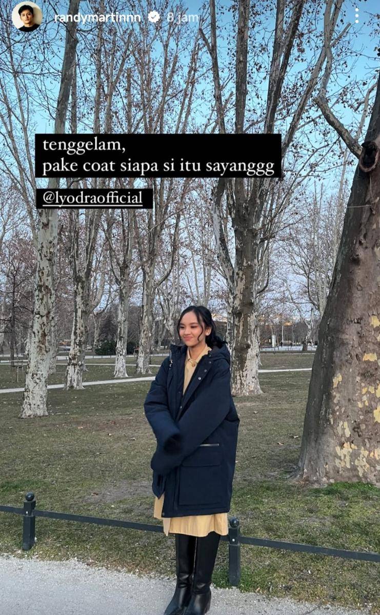 Lyodra (instagram.com/randymartinnn)