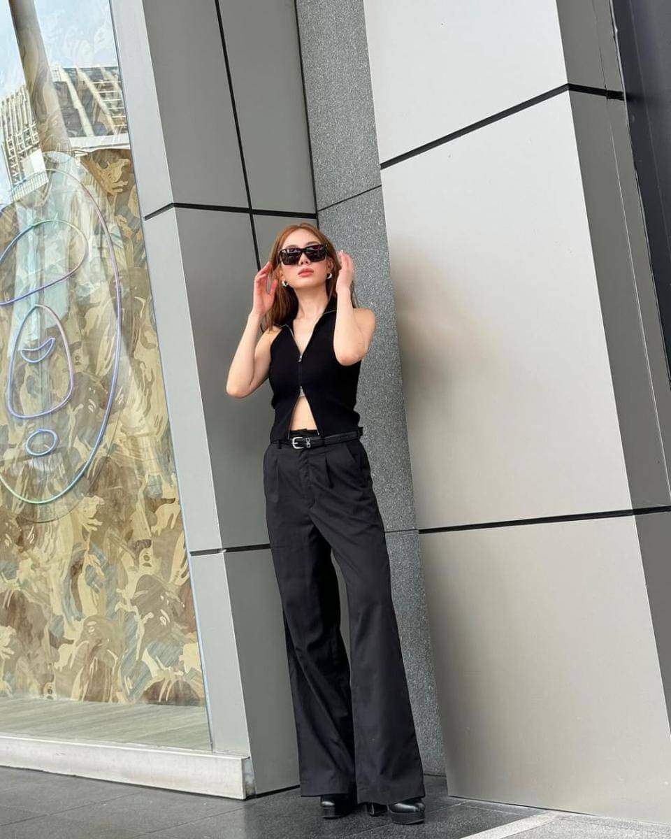 Mix and match kasual versi badass style ala Natty Nantanat