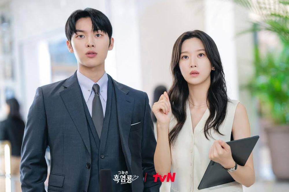 Choi Hyun Wook dan Moon Ga Young di drama My Dearest Nemesis (instagram.com/tvn_drama)
