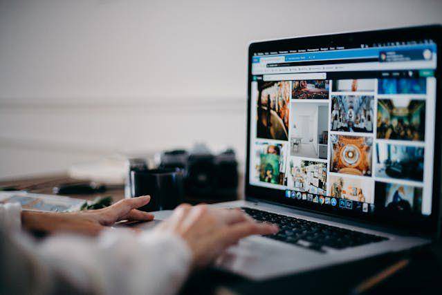 Ilustrasi UI/UX Designer (pexels.com/cottonbro studio)