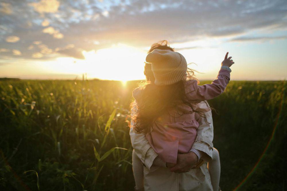 6 Langkah Jadi Mindful Parent, Ciptakan Koneksi Lebih Dalam sama Anak