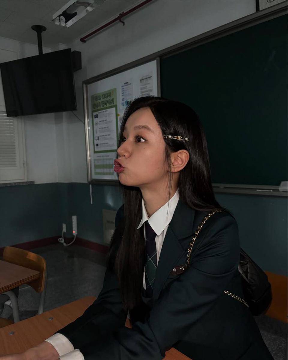 potret dibalik layar Friendly Rivalry (instagram.com/hyeri_0609)