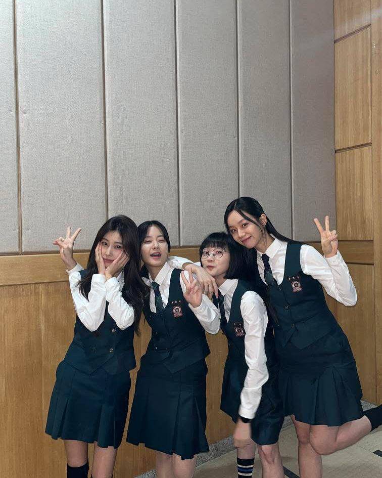 potret dibalik layar Friendly Rivalry (instagram.com/we_woori)