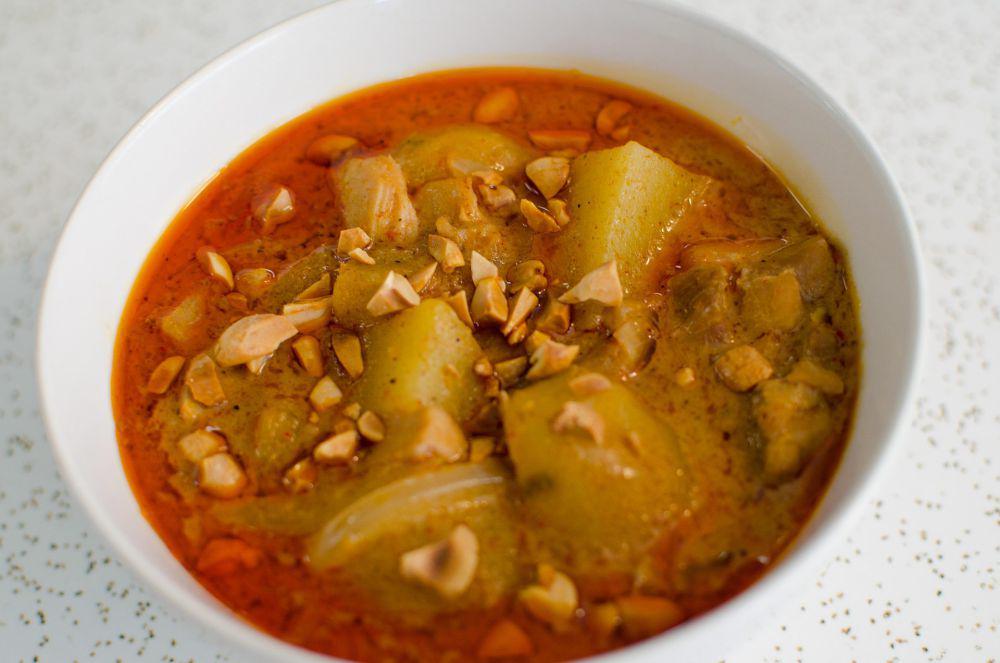 8 Lauk yang Cocok Dimasak Bumbu Kare, Rasanya Tak Terlupakan