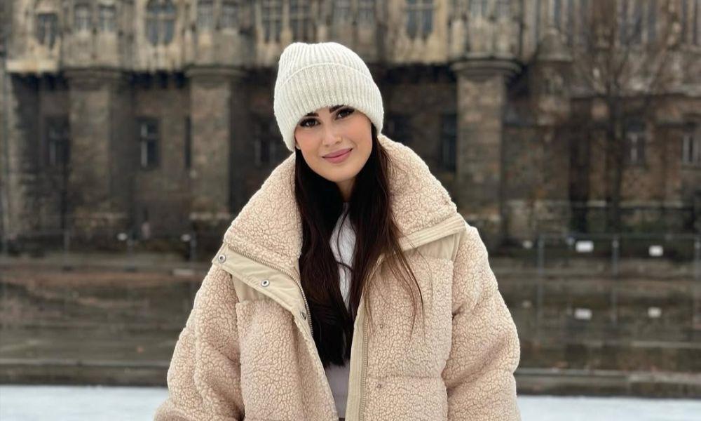 7 Potret Brooke Nicola Smith Miss Earth Inggris 2024, Curi Atensi!