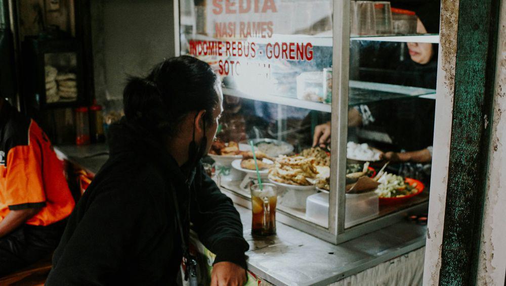 10 Rekomendasi Warung Sarapan di Lumajang, Enak dan Murah Meriah!