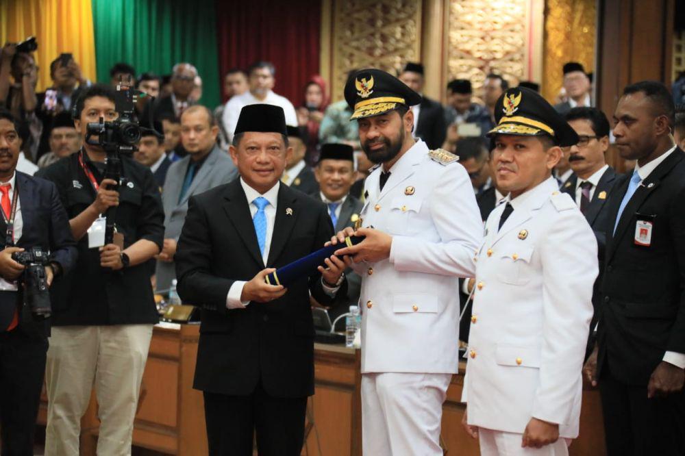 Mendagri Tito Lantik Gubernur dan Wakil Gubernur Aceh di Banda Aceh