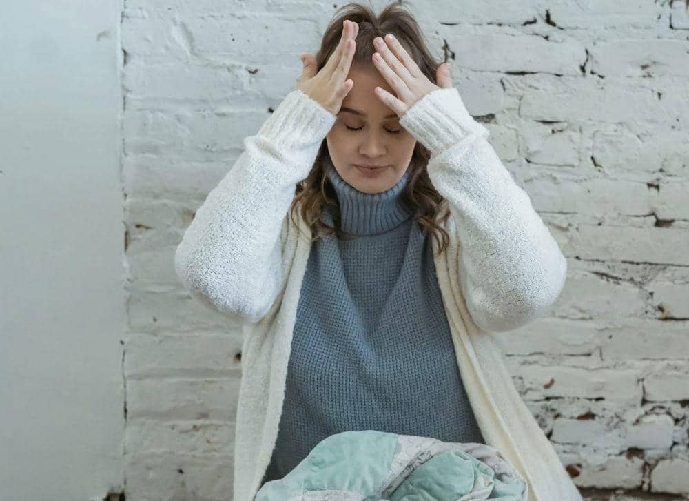 7 Tanda Kamu Jadi Red Flag Buat Diri Sendiri, Sering Mengeluh?