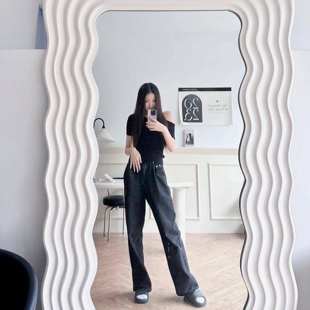 TRI.BE (instagram.com/tribedaloca)