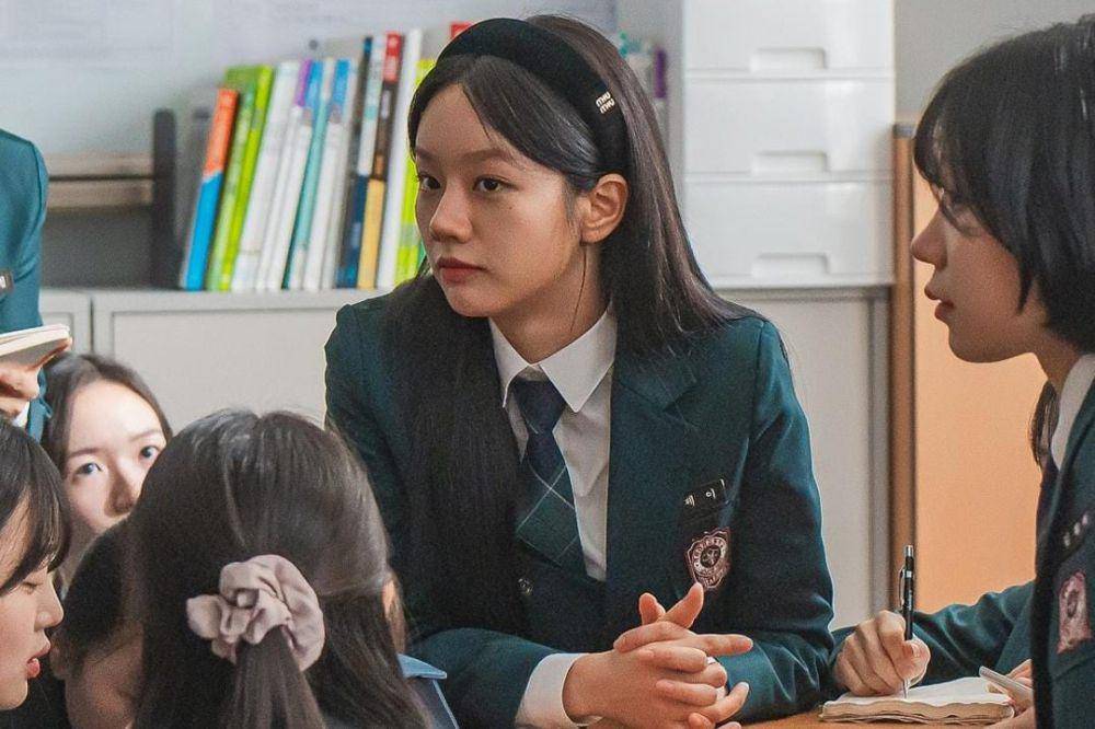 still cut Friendly Rivalry (instagram.com/xplusu.series)