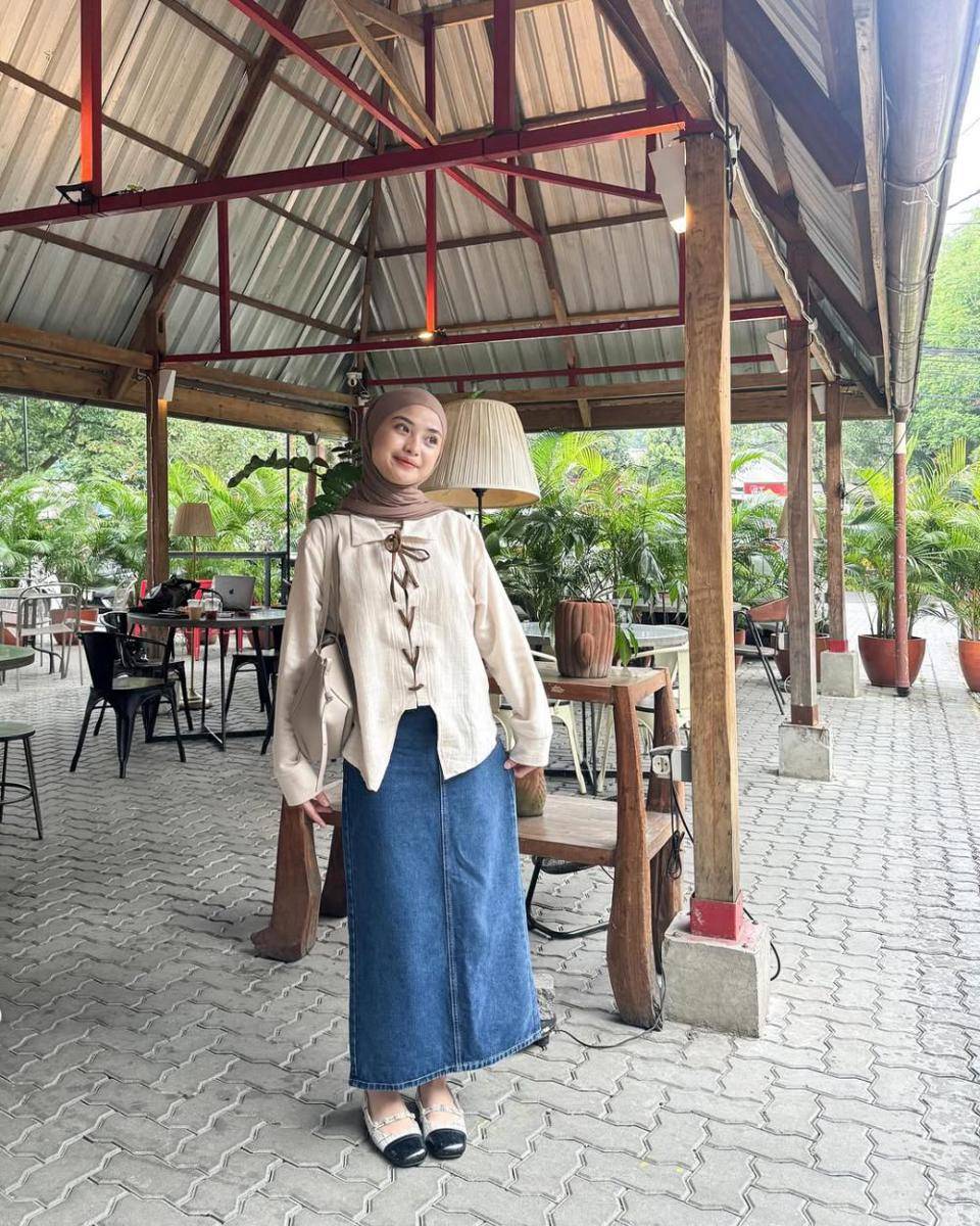 Tania Dewi Nur Azmi (instagram.com/taniaaa.dn)