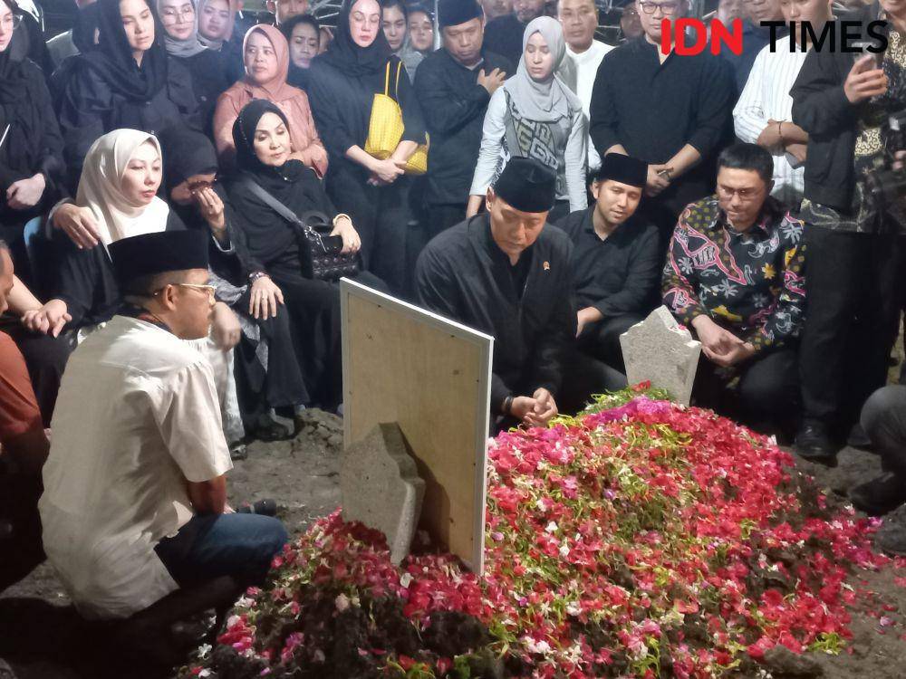 AHY: Prabowo Tampilkan Foto Bendum Demokrat di Hambalang