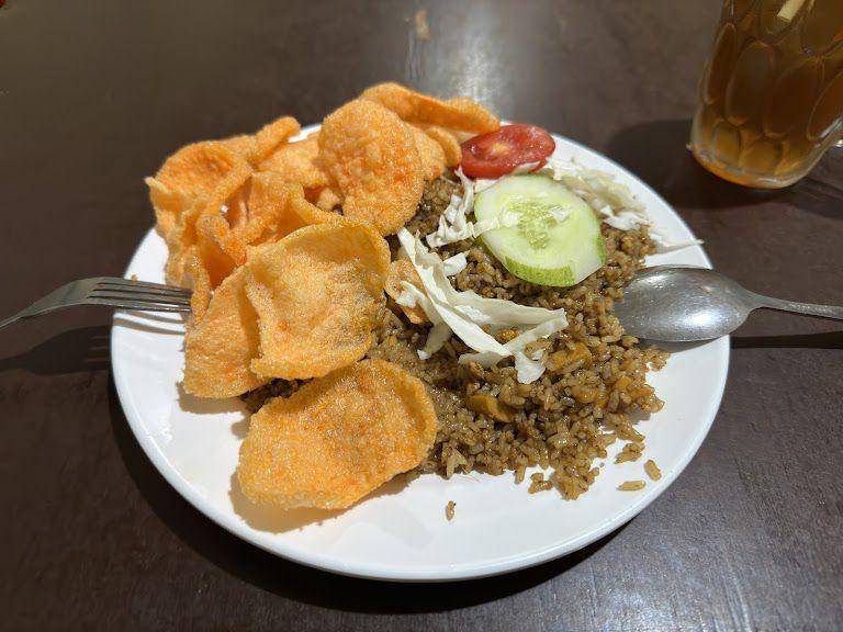 Bubur Ayam dan Nasi Goreng Cirebon, Jakarta (google.com/maps/Alvin)