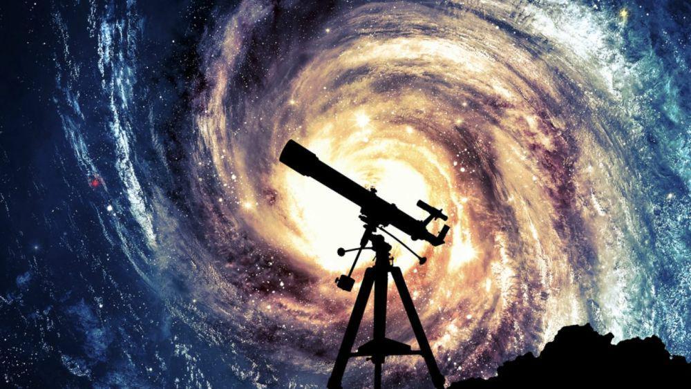 7 Mitos Astronomi yang Masih Dipercaya Banyak Orang