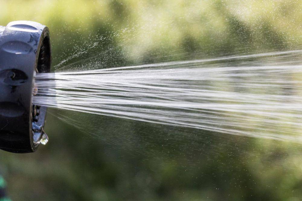 Ilustrasi water sprinkler (pixabay.com/rgaudet17)