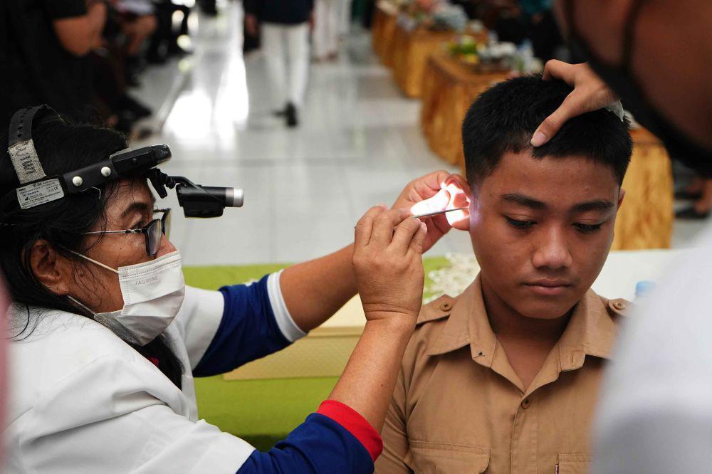 Baru 31 Warga Balam Ikut Cek Kesehatan Gratis, Ada Apa?