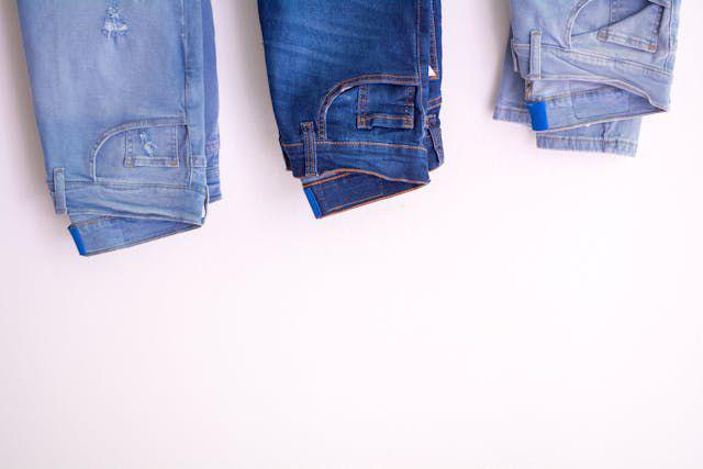 5 Tips Merawat Celana dengan Bahan Denim agar Awet