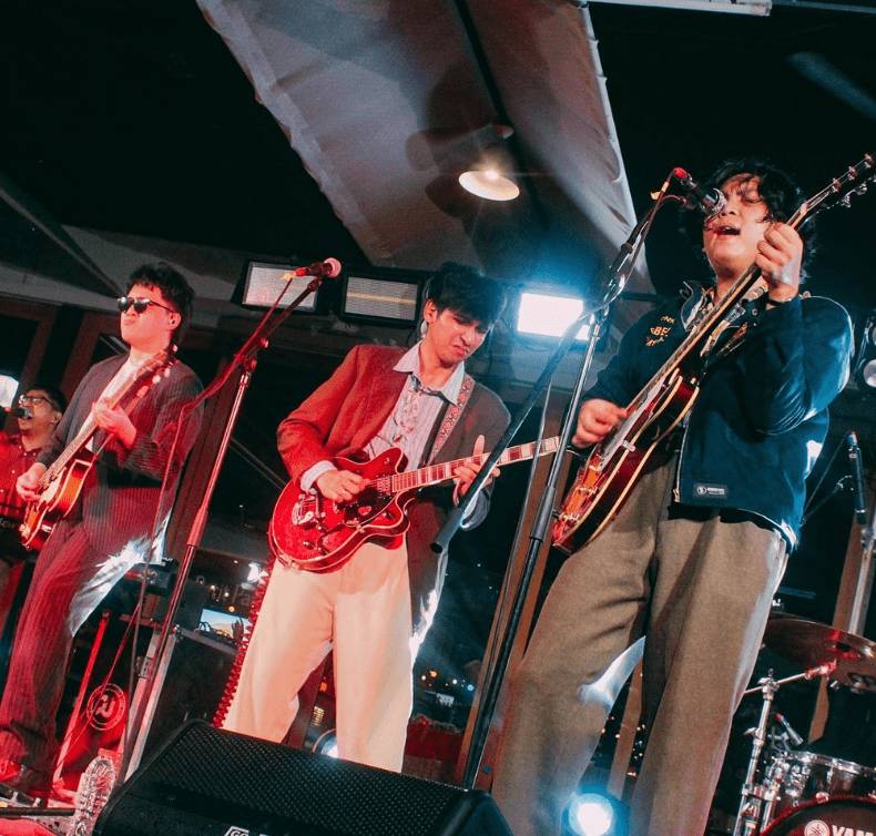 Band The Lantis (instagram.com/thelantis)