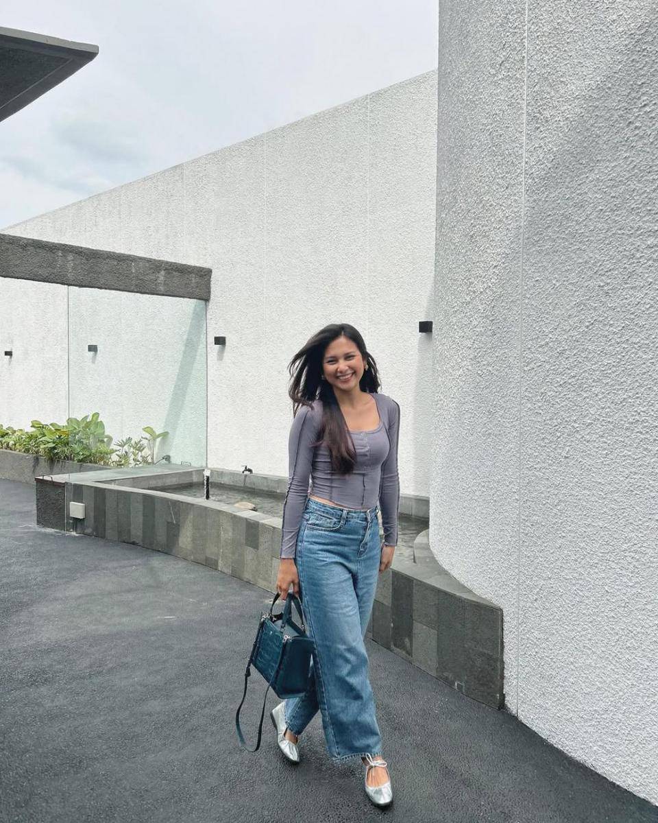 Ide Outfit Kasual ala Indah Permatasari (instagram.com/indahpermatasar)