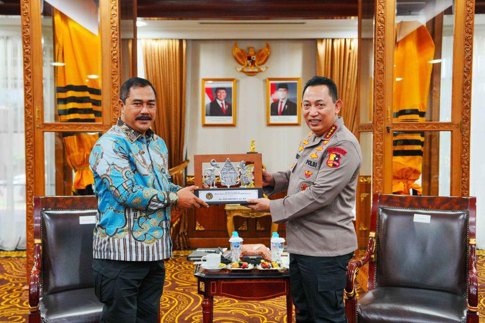 Kapolri Bertemu Menteri Imipas, Bahas Pemberantasan Narkoba di Lapas