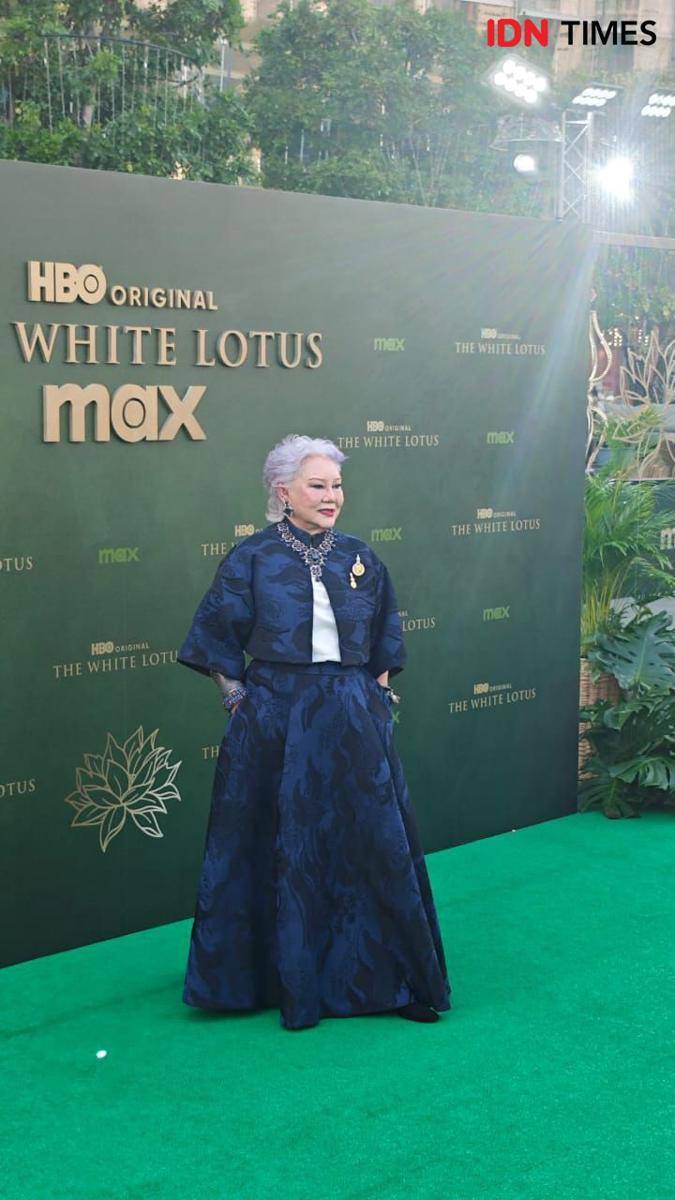 Gaya artis di Green Carpet The White Lotus 3 pada Jumat (15/2/2025) di Icon Siam, Bangkok. (IDN Times/Febriyanti Revitasari)