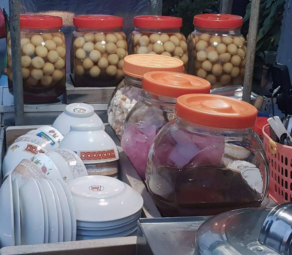 Wedang Ronde Lek Dhie Milenial (instagram.com/wedangrondelekdhie_milenial)