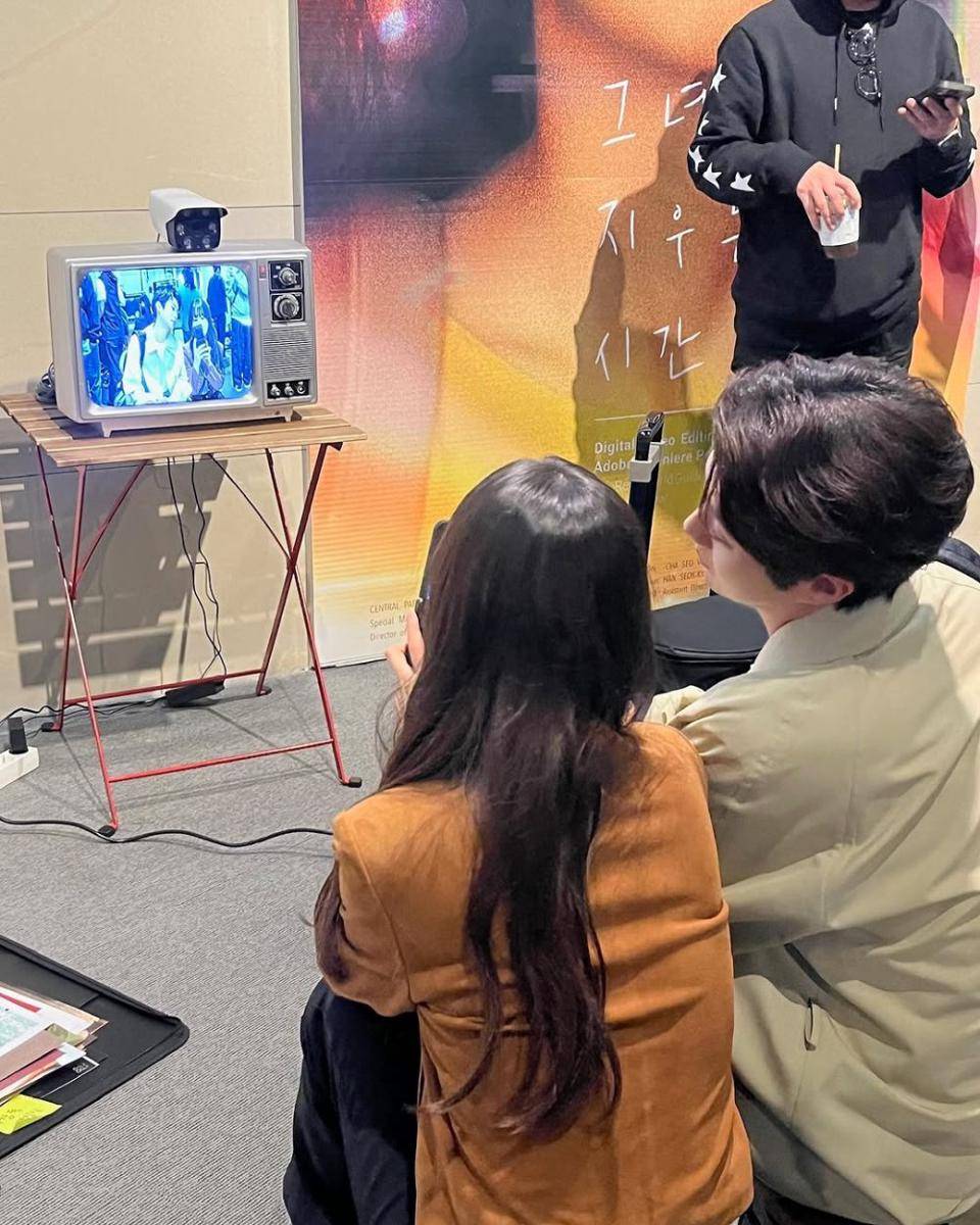 potret Choi Woo Shik dan Park Bo Young (instagram.com/boyoung0212_official)