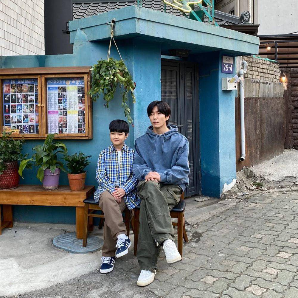 Kim Jae Wook di balik layar drama Melo Movie yang berperan sebagai Ko Jun (instagram.com/jaeuck.kim)