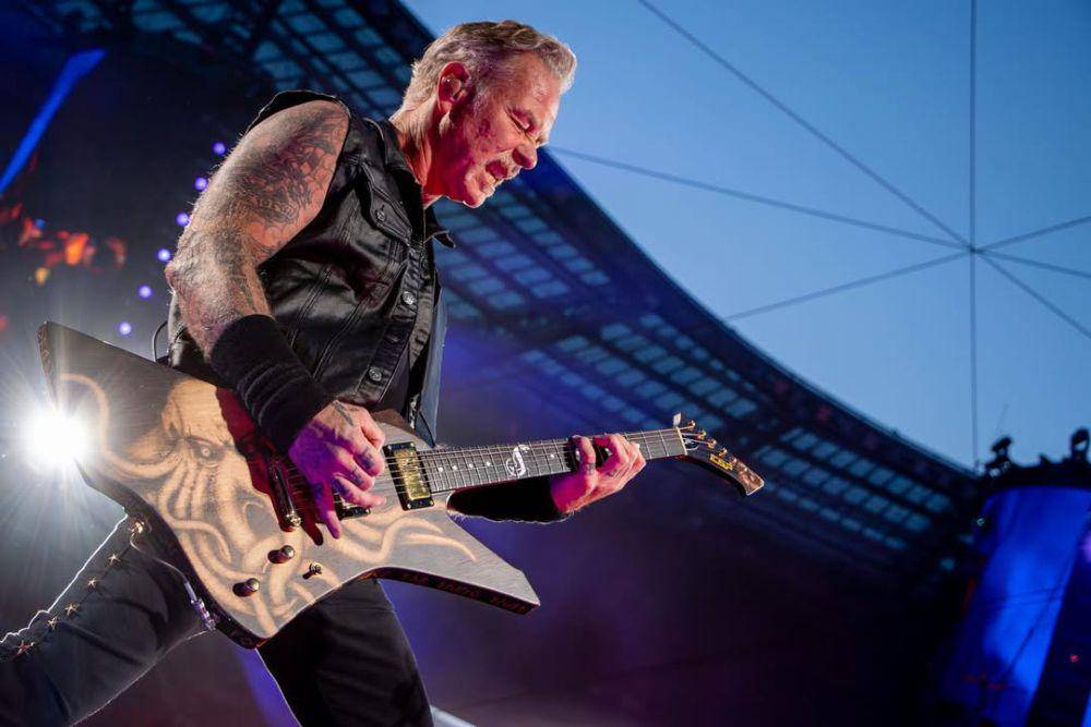 James Hetfield dari Metallica, @photosbyjeffyeager (Instagram/Metallica)