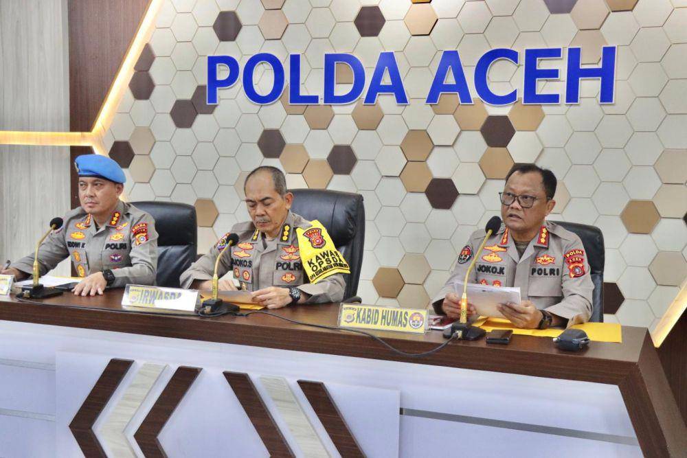 Kabid Humas Polda Aceh, Kombes Pol Joko Krisdiyanto (kanan). (Dokumentasi Humas Polda Aceh untuk IDN Times)