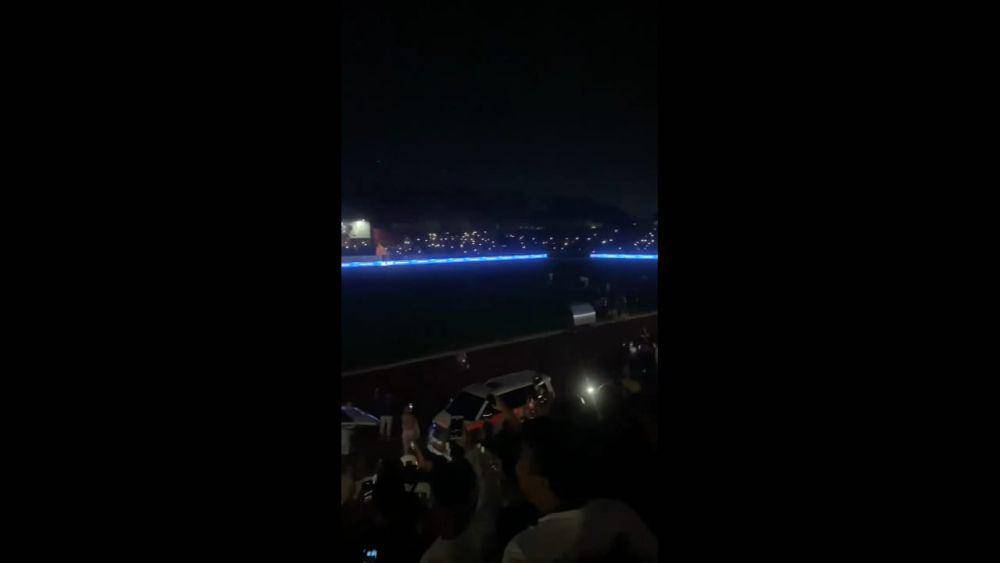 Kondisi Stadion Brawijaya yang gelap saat lampu padam. IDN Times/ istimewa