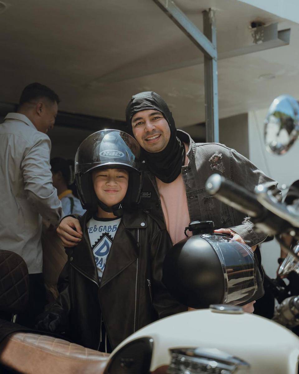 potret Rafathar ikut touring bareng Raffi Ahmad (instagram.com/raffinagita1717)