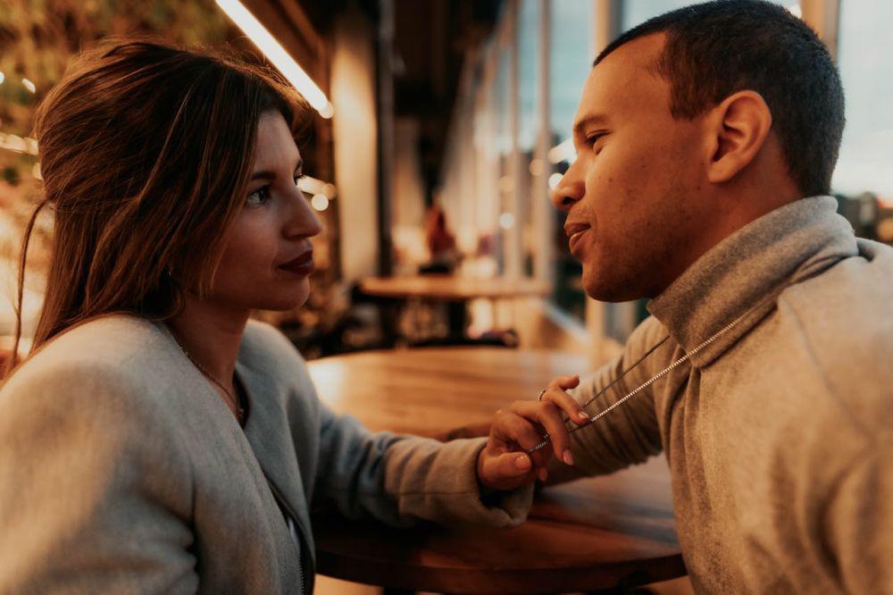 5 Fakta The Art of Seduction yang Bikin Gebetanmu Takluk